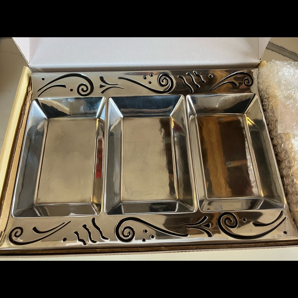 Lenox Spyro Metal Serveware